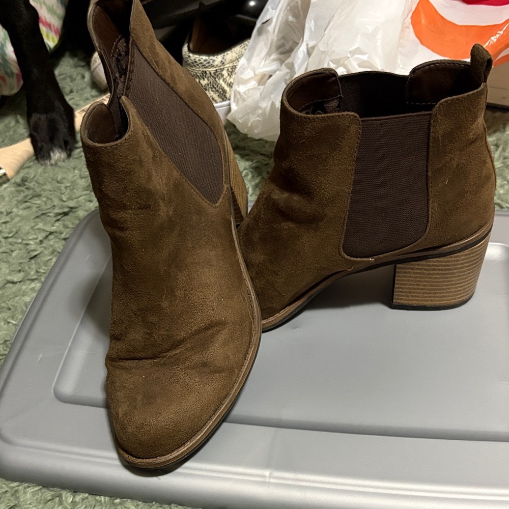 White Mountain Dark Brown Ankle Booties